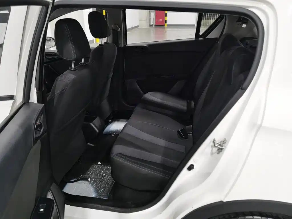 Baojun 310 — миниатюра 15