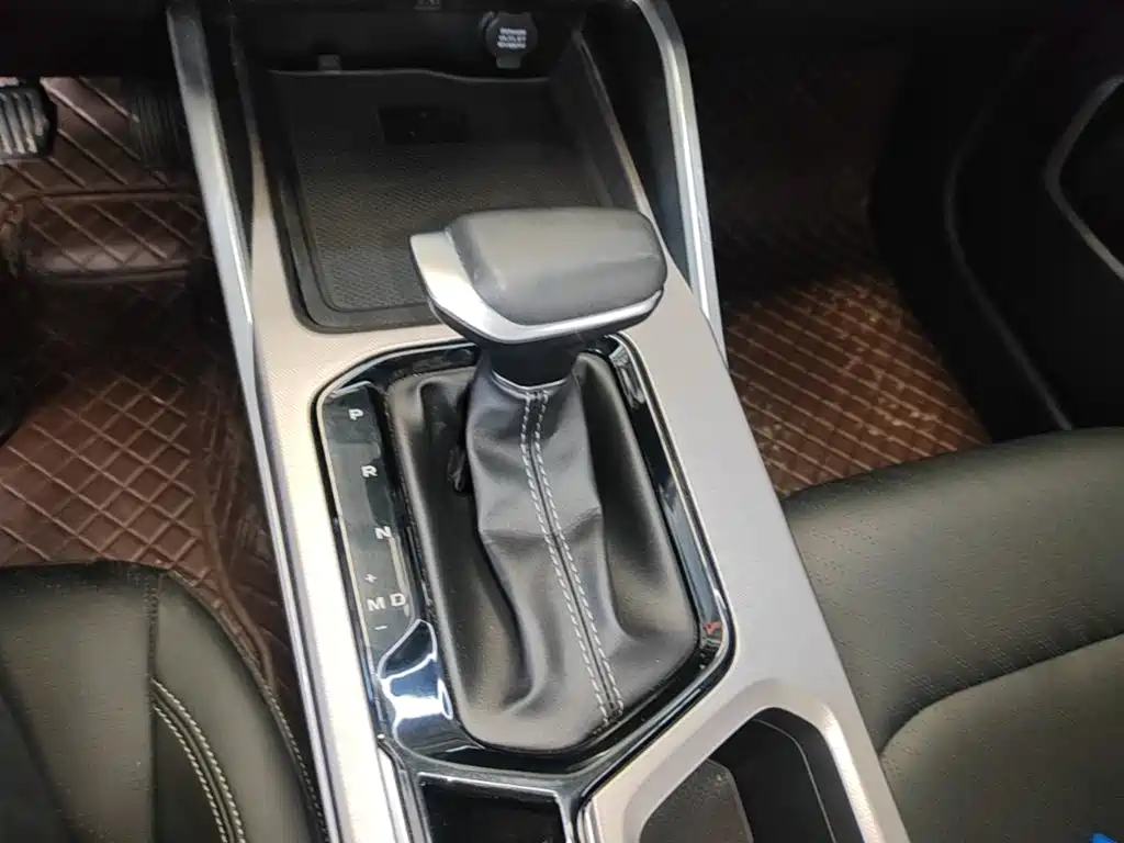 Geely Emgrand — миниатюра 14