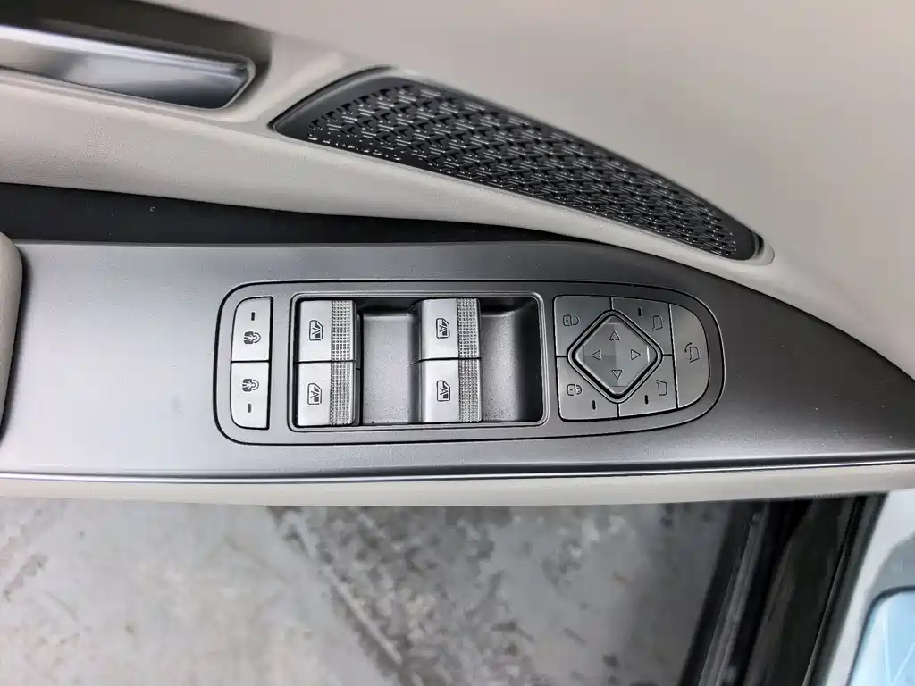 BYD Han L 2025 DM-i 200KM Premium