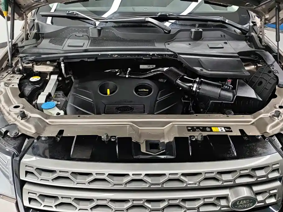 Land Rover Discovery Sport — миниатюра 10