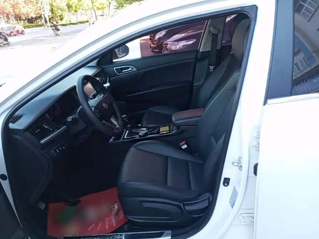 Hyundai Mistra — миниатюра 15
