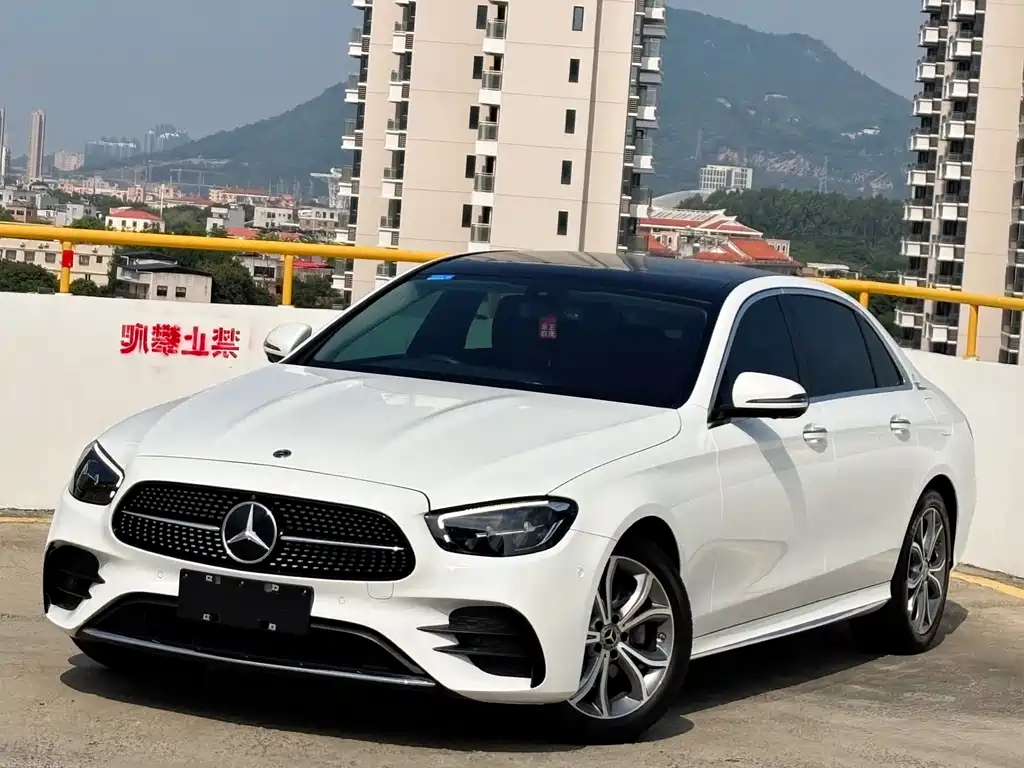 Mercedes-Benz E-Class 2021