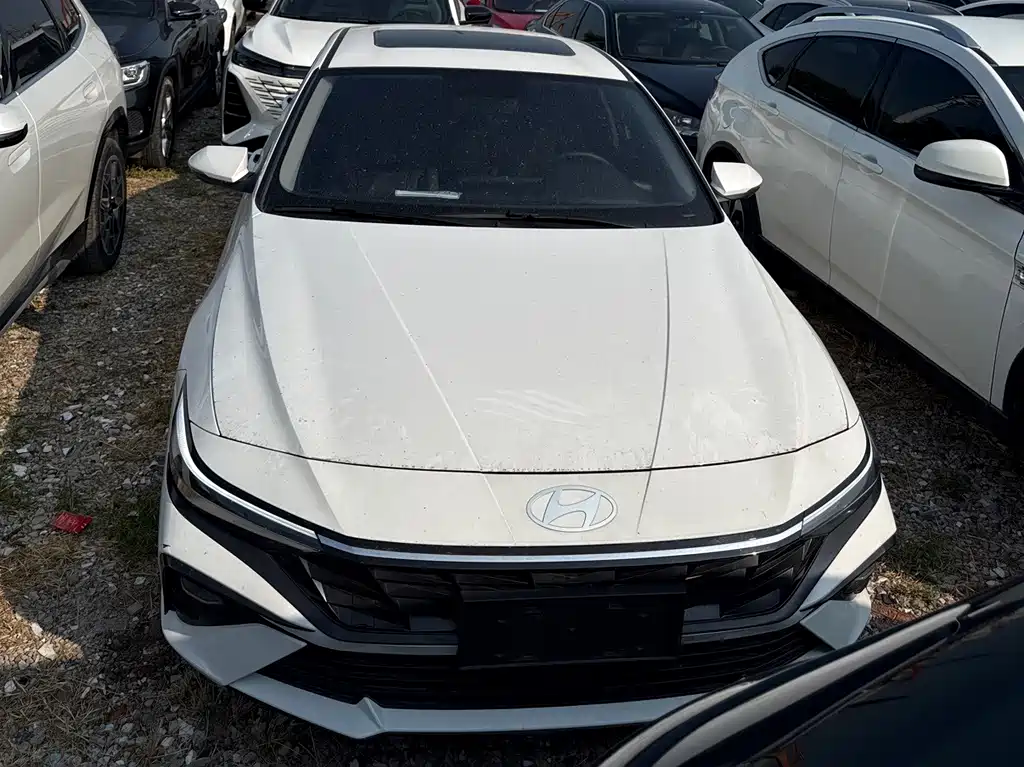 Hyundai Elantra — миниатюра 2