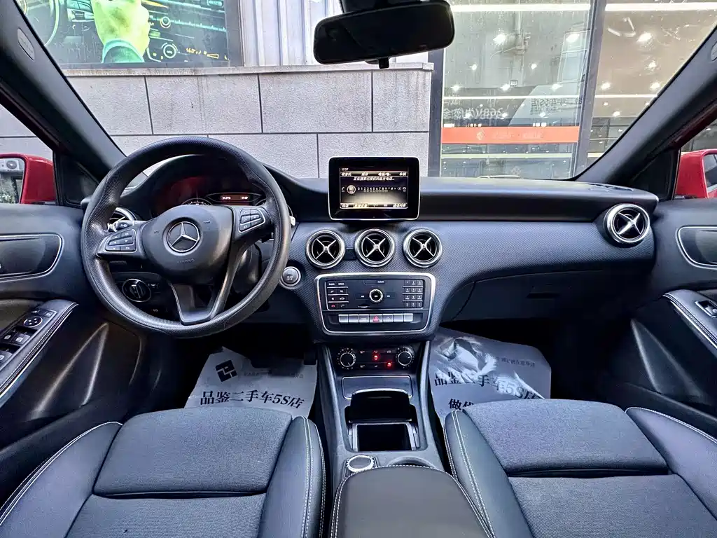 Mercedes-Benz A-Class (Import) — миниатюра 12