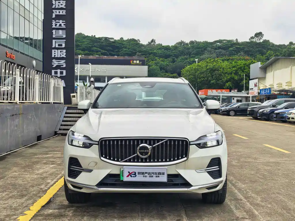 Volvo XC60 PHEV — миниатюра 2