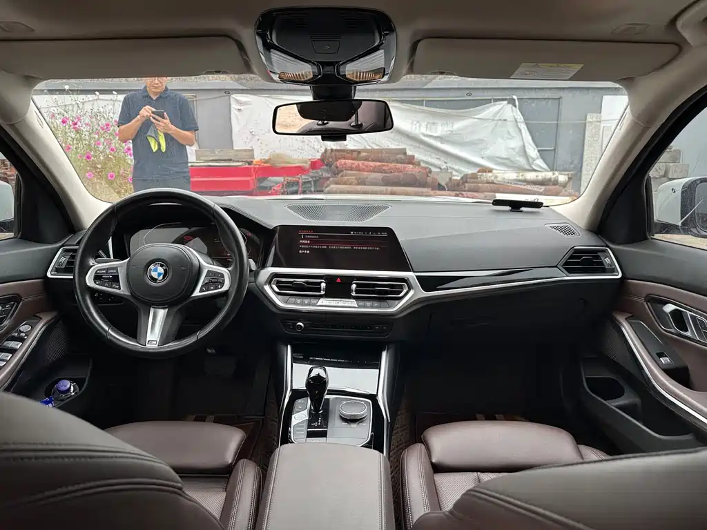 BMW 3 Series — миниатюра 14
