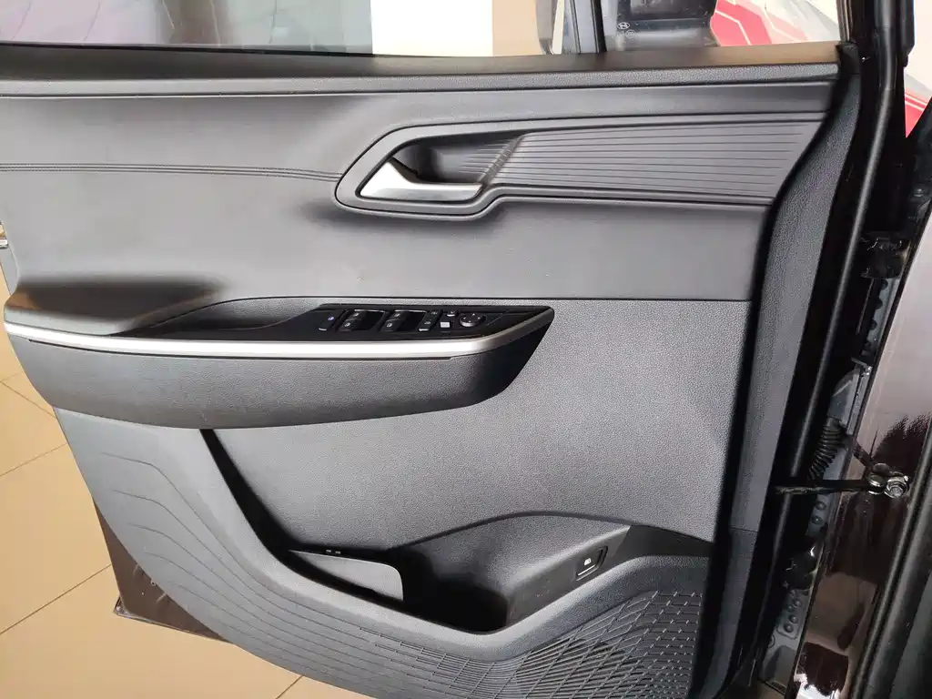 Hyundai Custo — миниатюра 18