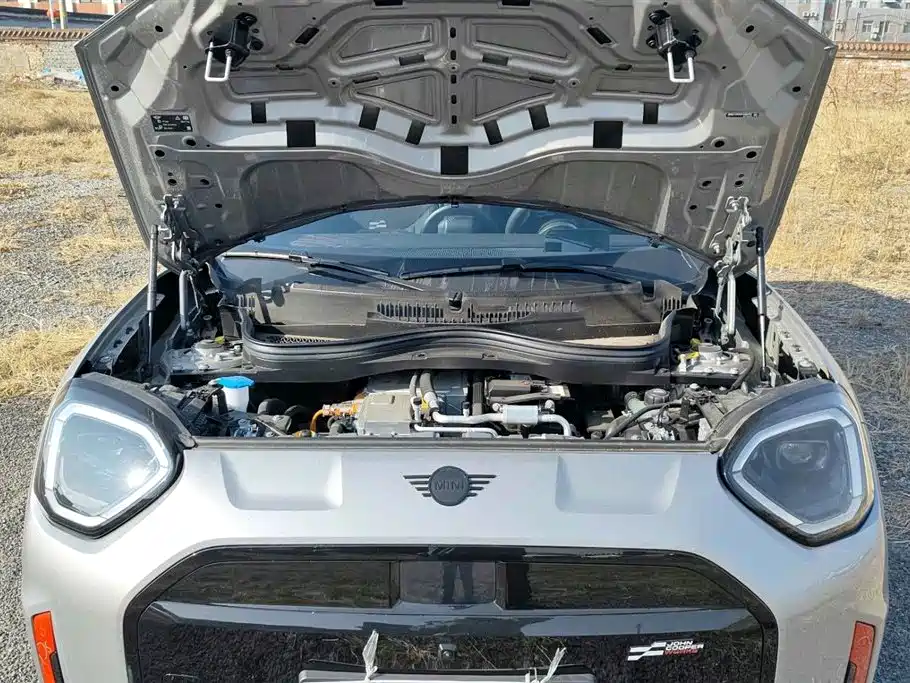 MINI ELECTRIC  JCW ACEMAN