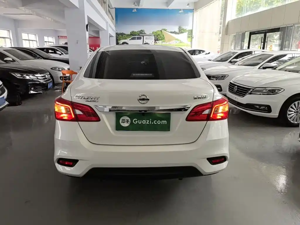 Nissan Sylphy — миниатюра 6