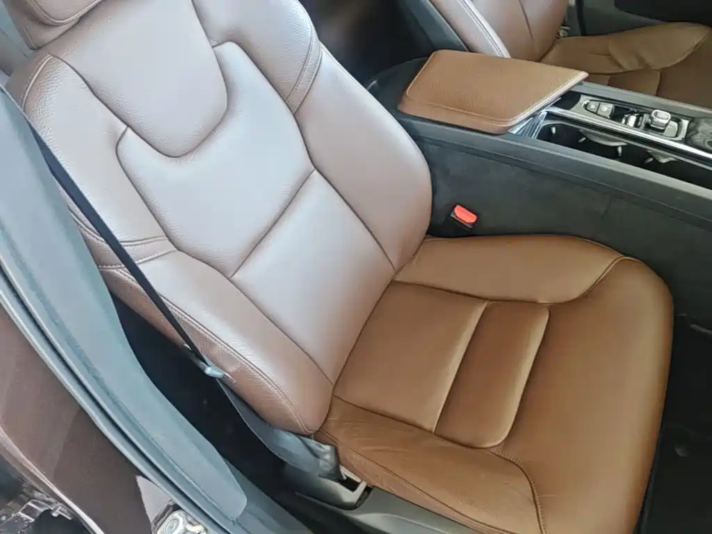 Volvo XC60 — миниатюра 25