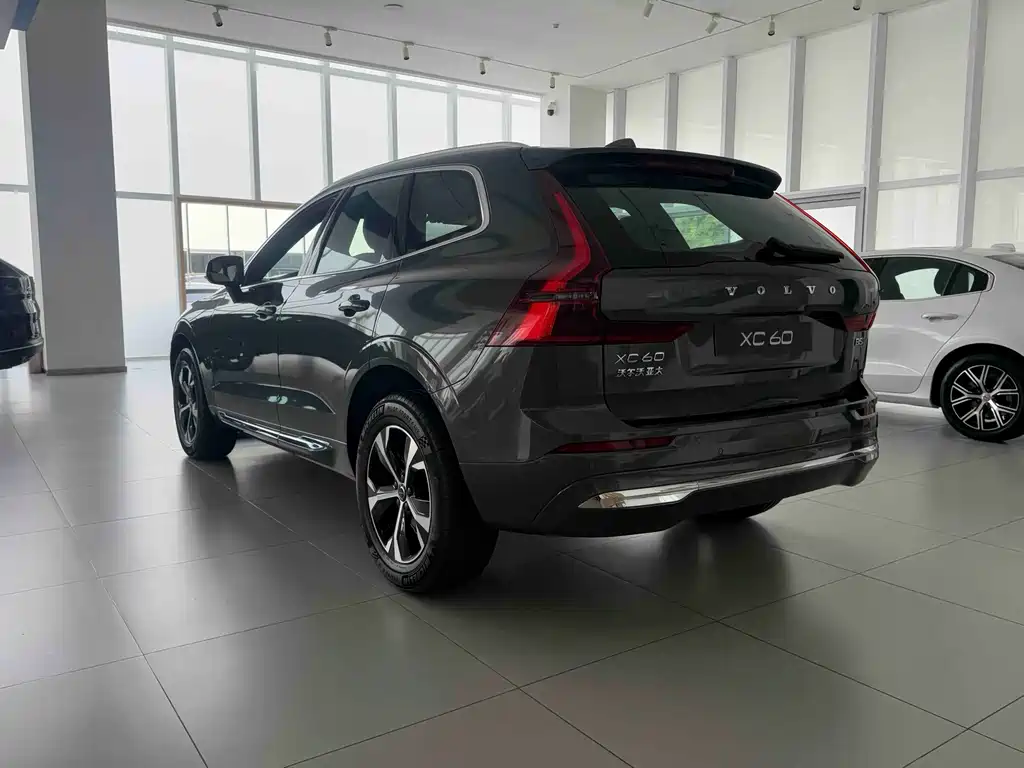 Volvo XC60 — миниатюра 8