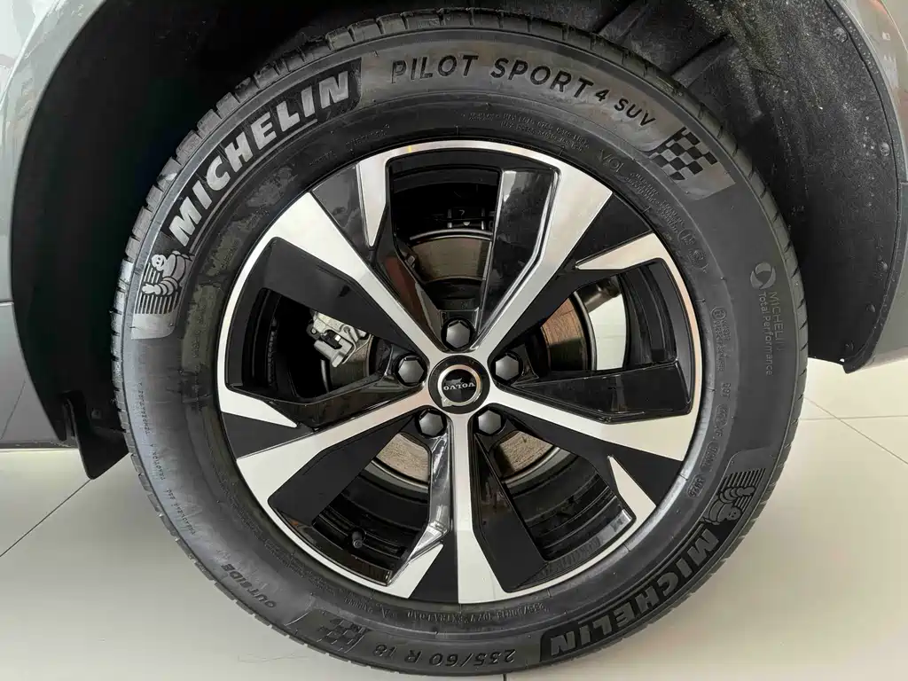 Volvo XC60 — миниатюра 7