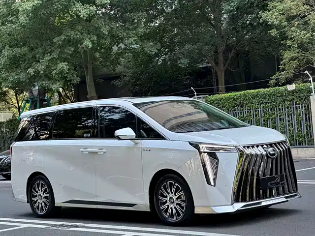 GAC Trumpchi E9