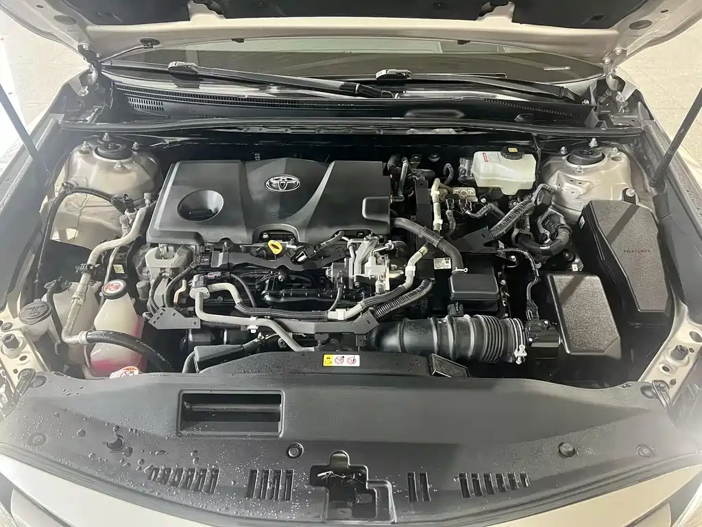 Toyota Camry — миниатюра 25