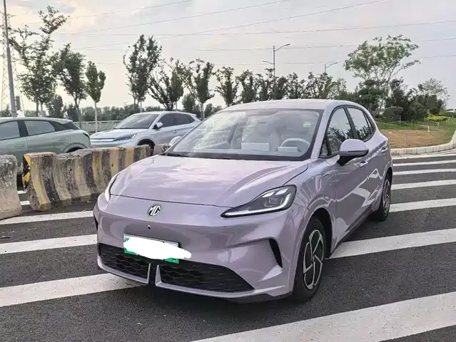 2025 MG MG4