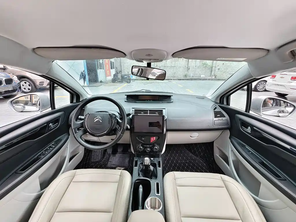 Citroen C-Quatre — миниатюра 6