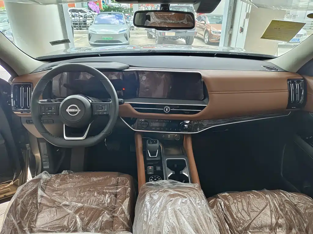 Nissan Teramont — миниатюра 5