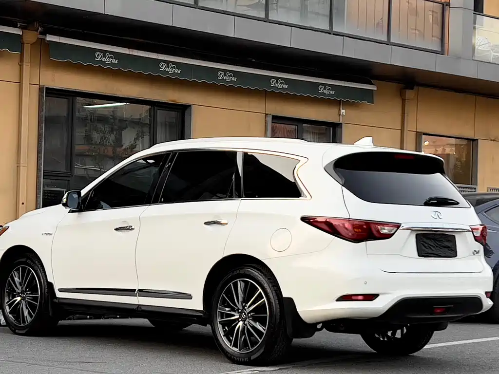 INFINITI QX60