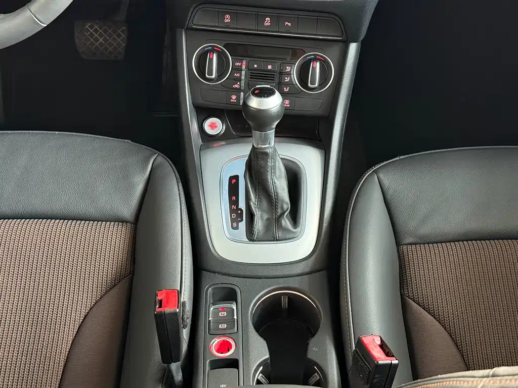 Audi Q3 — миниатюра 12