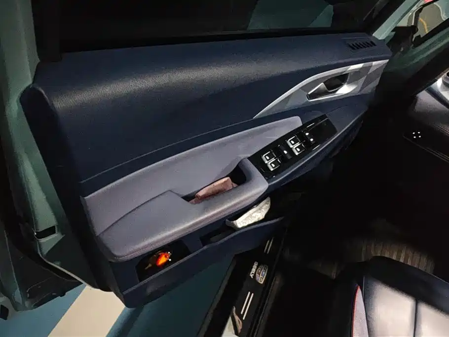 Geely E Firefly E 2023 401KM 5 мест