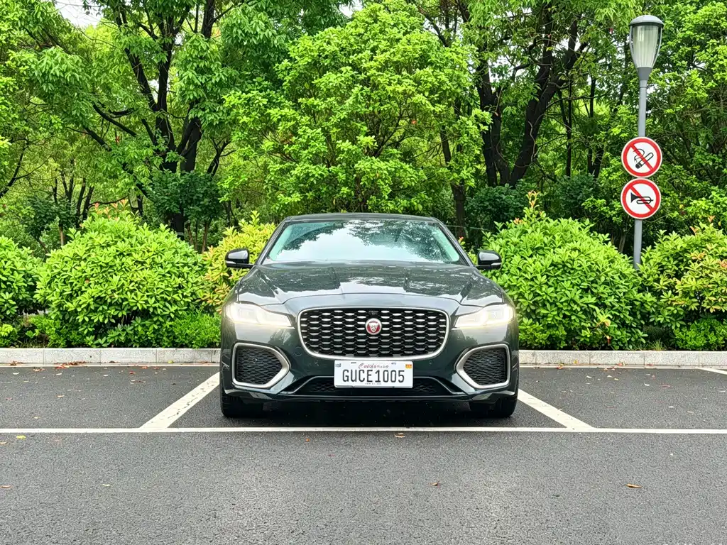 Jaguar XFL 2023 XFL 2.0T P250 Premium Luxury
