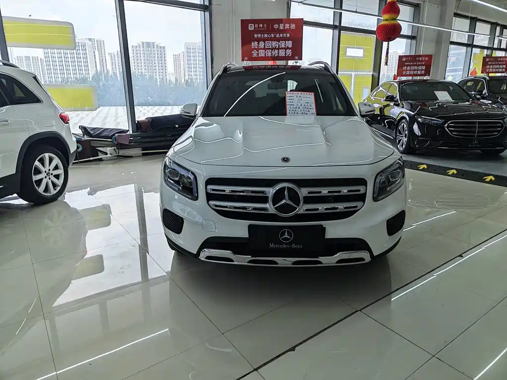 Mercedes-Benz GLB — миниатюра 2