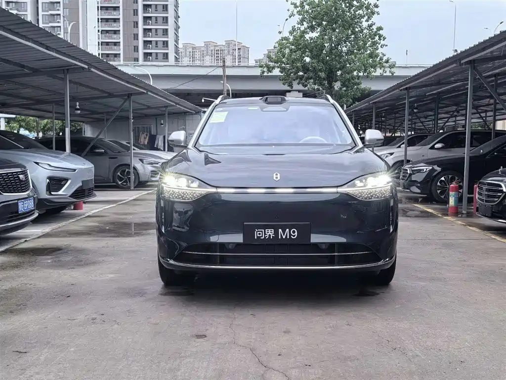 Aito M9 2025 Ultra 52kWh 6 мест (192 )