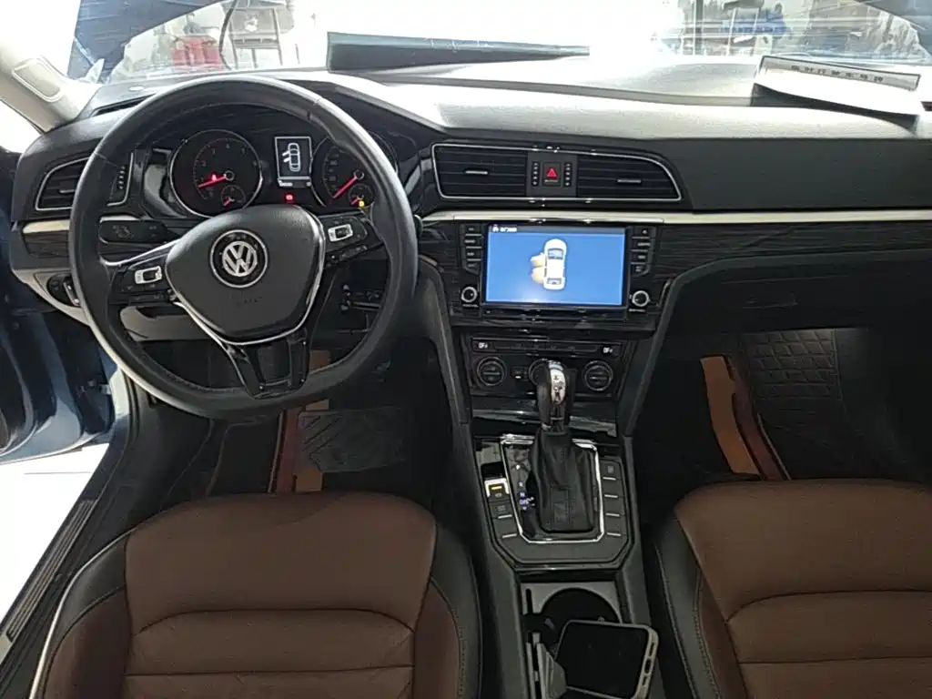 Volkswagen Lamando — миниатюра 10