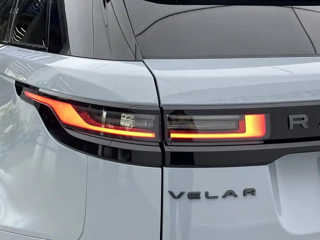 Land Rover Velar — миниатюра 7