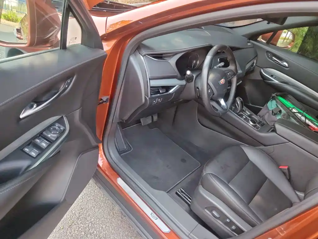 Cadillac XT4 — миниатюра 16
