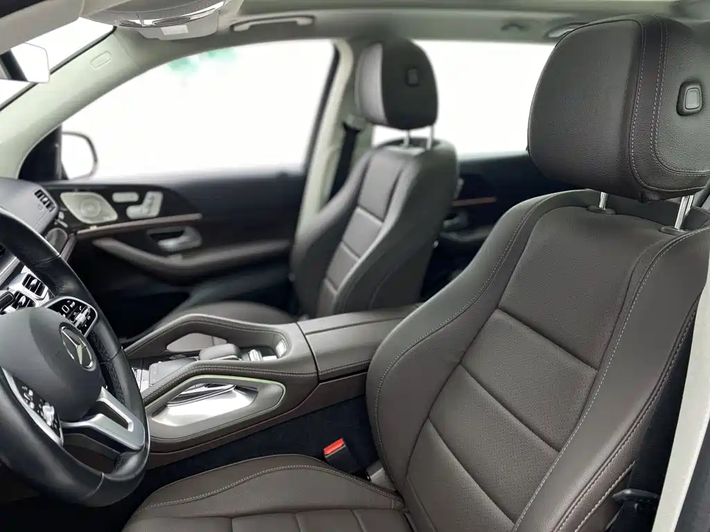Mercedes-Benz GLS — миниатюра 21