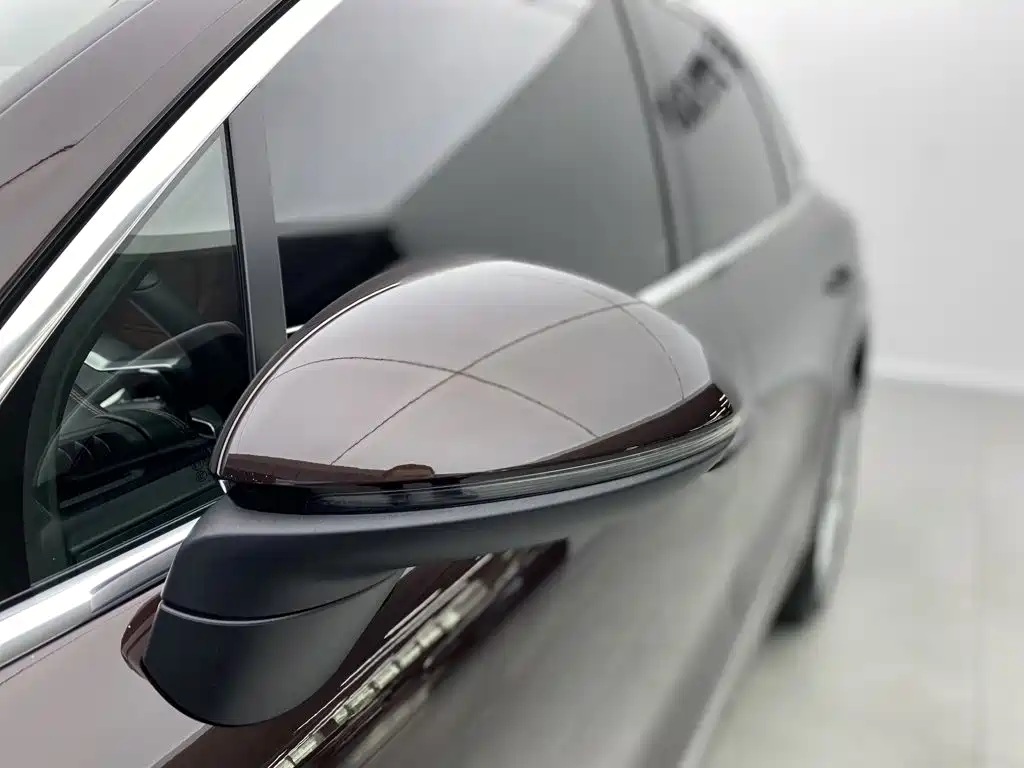Porsche Cayenne — миниатюра 6