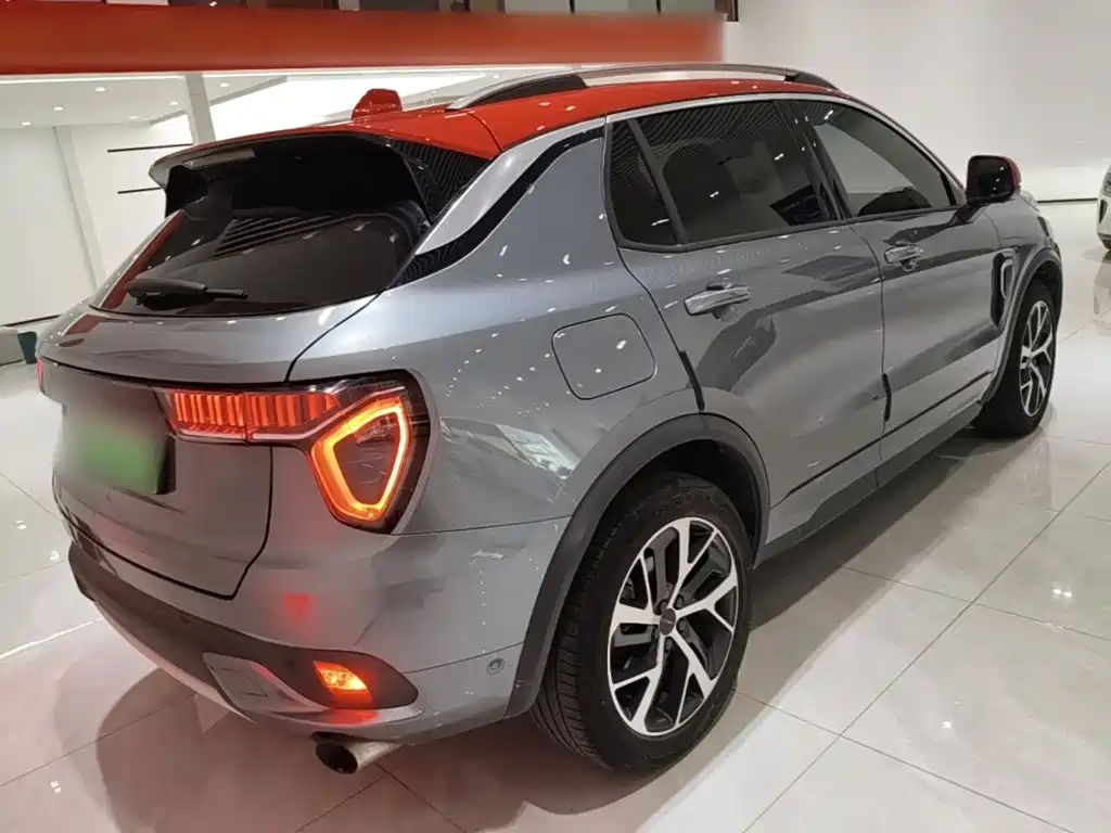 Lynk & Co 01 EM-P — миниатюра 7