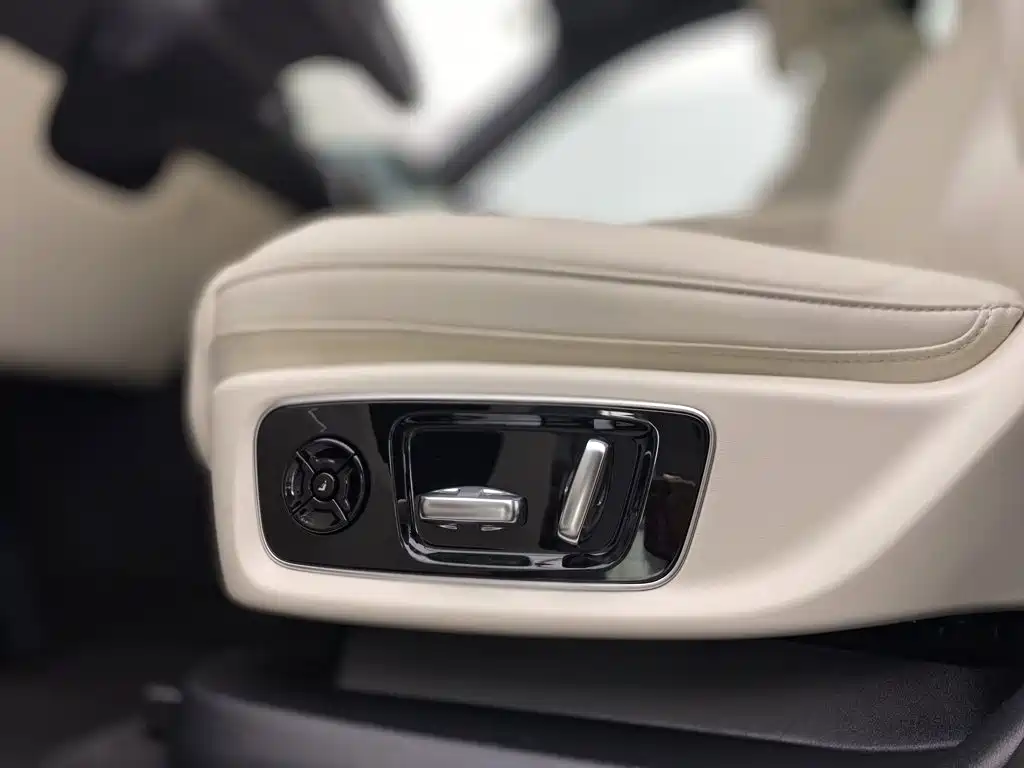 Li Auto Li L9 — миниатюра 33
