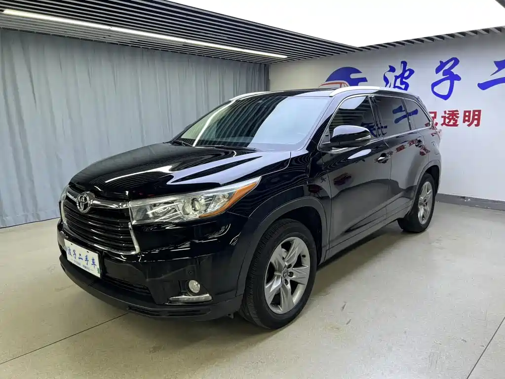 TOYOTA HIGHLANDER