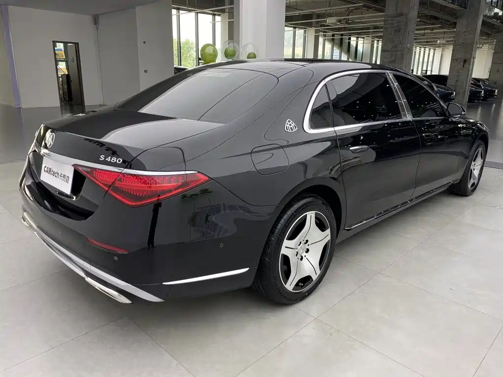 Mercedes-Benz S-Class — миниатюра 14
