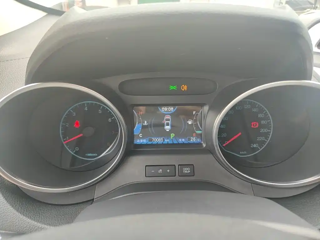 BYD Yuan — миниатюра 12