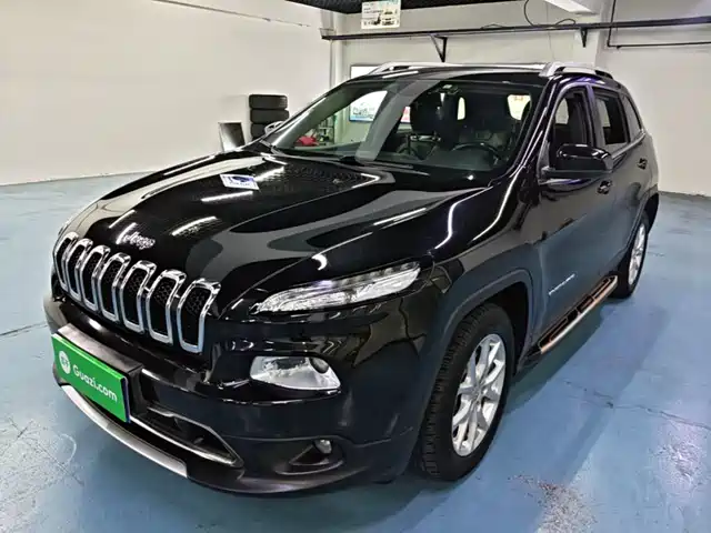 Jeep 自由光