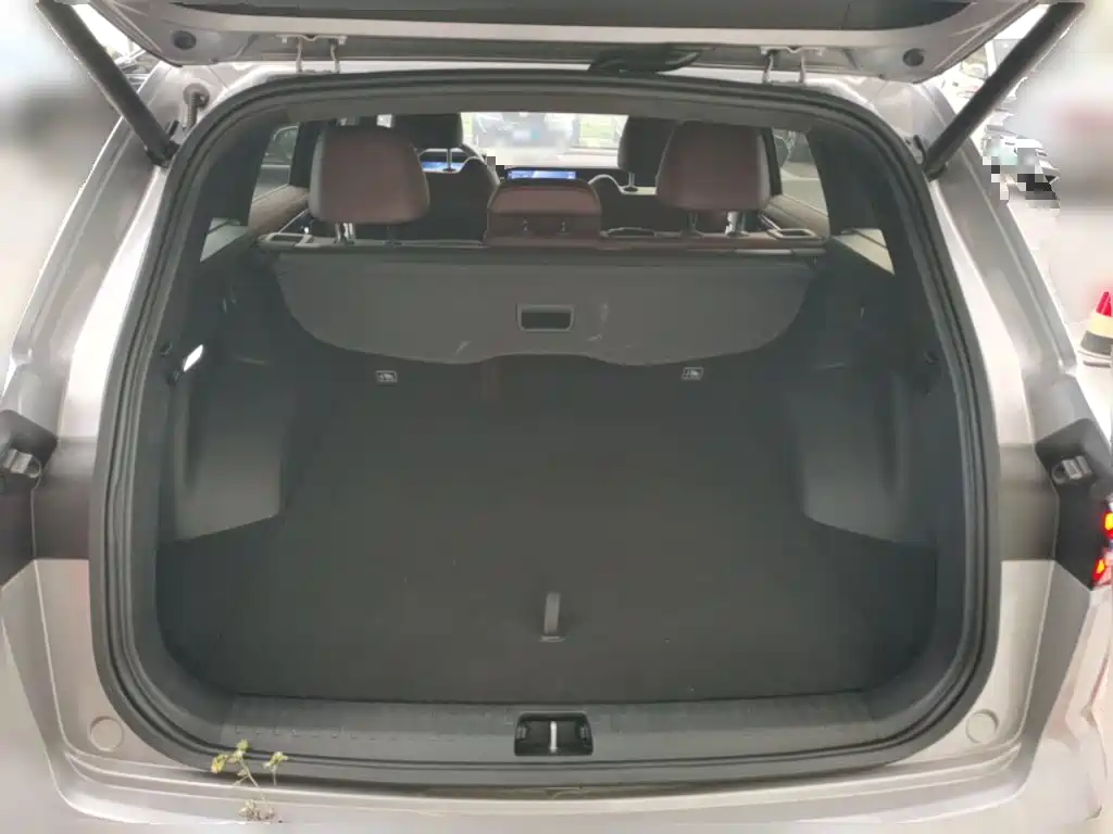 Geely Xingyue L — миниатюра 20