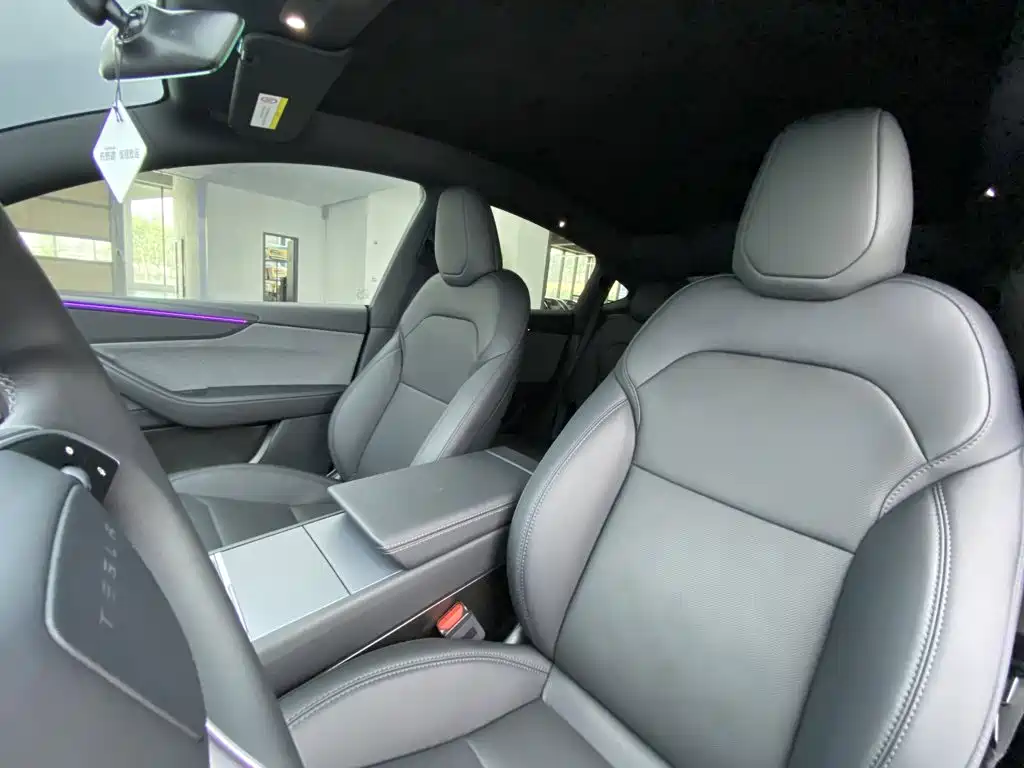 Tesla Model Y — миниатюра 29