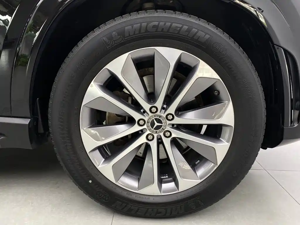 Mercedes-Benz GLE (Import) — миниатюра 8
