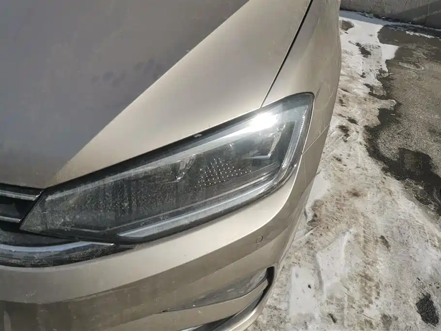 VOLKSWAGEN GOLF*JIAYU