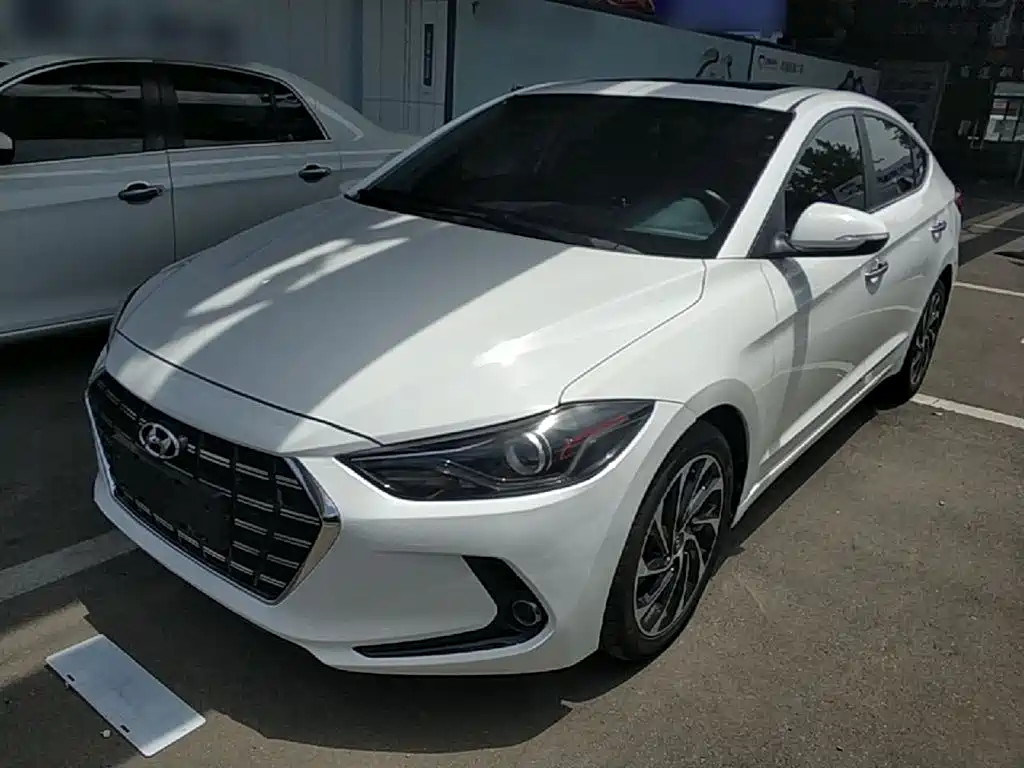 Hyundai Elantra 2019