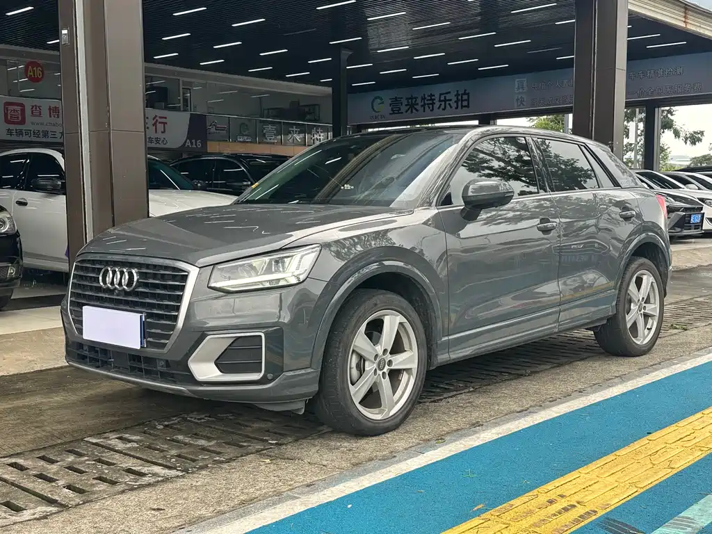 Audi Q2L 2021
