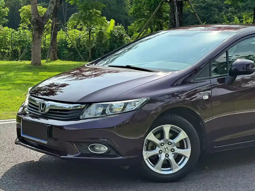 Honda Civic — миниатюра 3