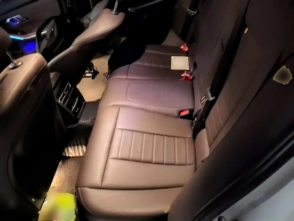 BMW 3 Series — миниатюра 17
