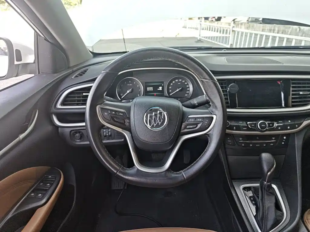 Buick Excelle — миниатюра 11