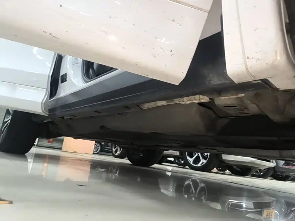 Land Rover Discovery Sport — миниатюра 21