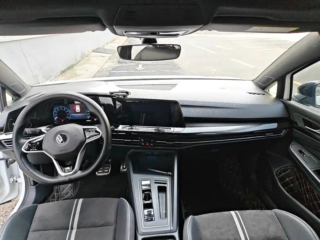 Volkswagen Golf — миниатюра 8