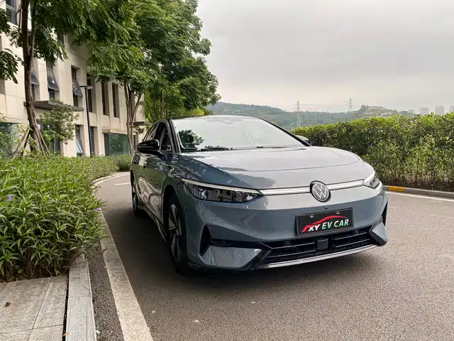 VOLKSWAGEN ID.7 VIZZION 2024